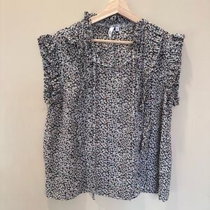 Elan Black and White Floral Blouse